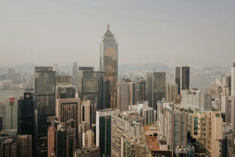 Finanzdistrikt in Hong Kong — Symbol für den chinesischen Aktienmarkt und China-ETFs