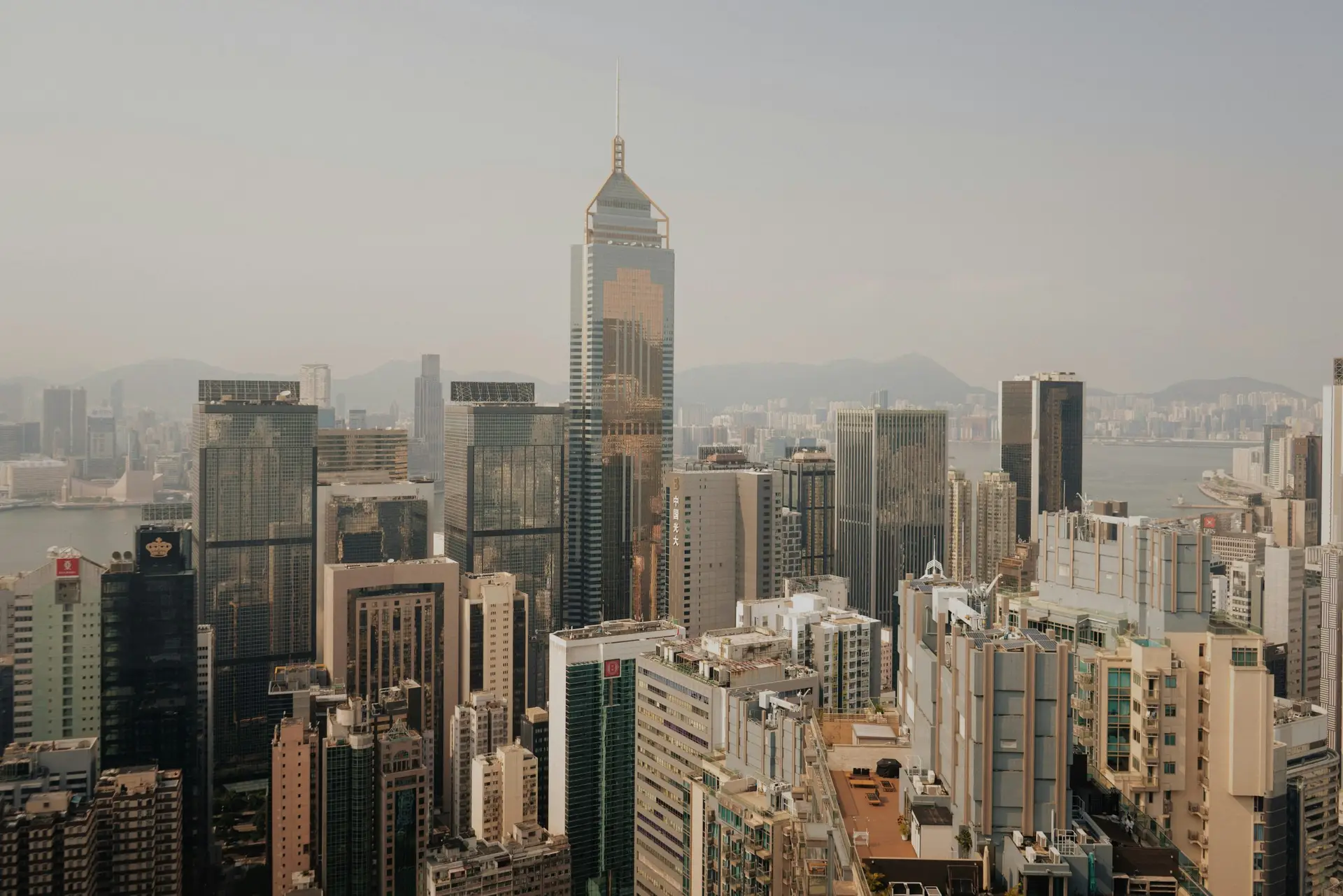 Finanzdistrikt in Hong Kong — Symbol für den chinesischen Aktienmarkt und China-ETFs